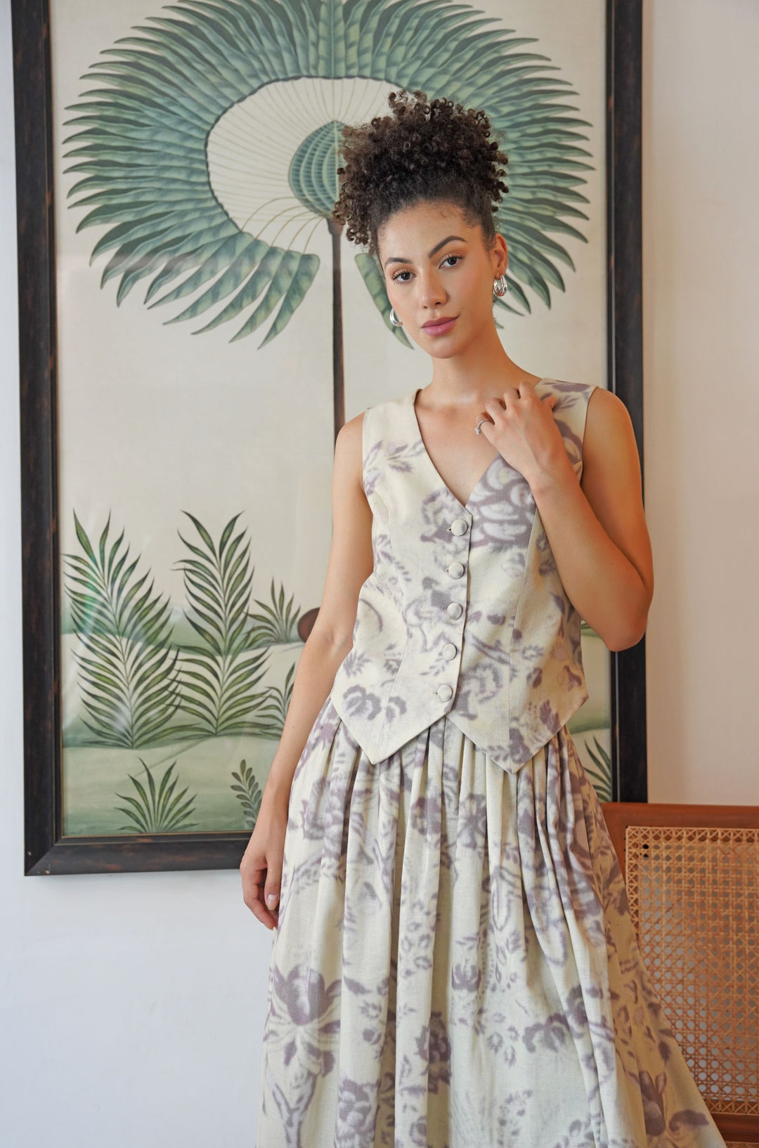 The Arina Classic Floral Linen Set