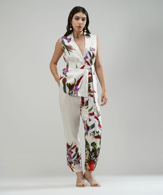 The Alba Pant Suit in Linen Satin